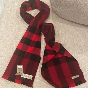 Burberry Check Scarf - new with tags!